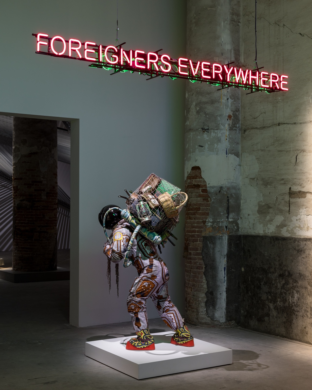 “Stranieri Ovunque – Foreigners Everywhere“, 60. Biennale in Venedig, 2024