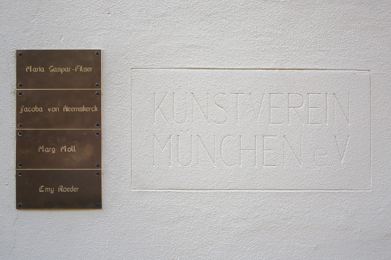 Bea Schlingelhoff, „Vier Künstlerinnen der ‚Entarteten Kunst‘ Ausstellung in München“, 2021