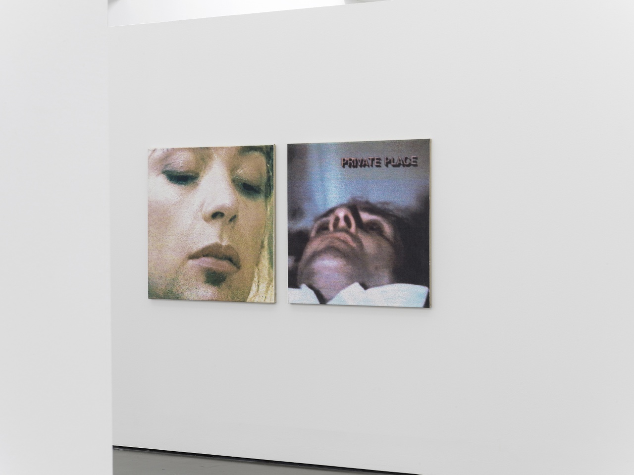 „Matthias Groebel: A Change in Weather (Broadcast Material 1989-2001)”, Kunstverein für die Rheinlande und Westfalen, Düsseldorf, 2021/22