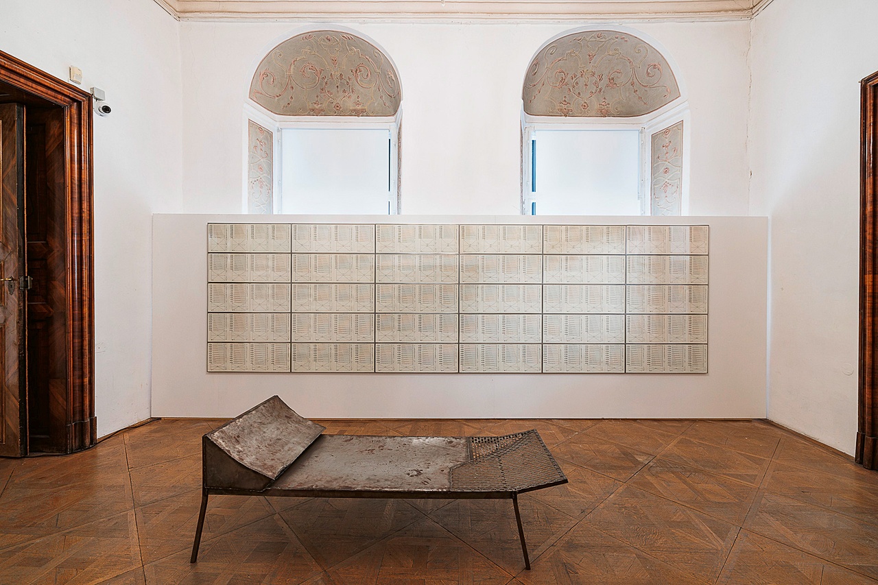 “Ins Dunkle schwimmen: Abysses of the Creative Imperative,” University Gallery of the Angewandte in Heiligenkreuzerhof, Vienna, 2024–25