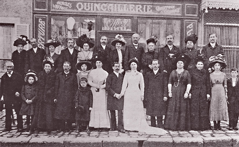 Georges Bataille, “Figure humaine,” 1905