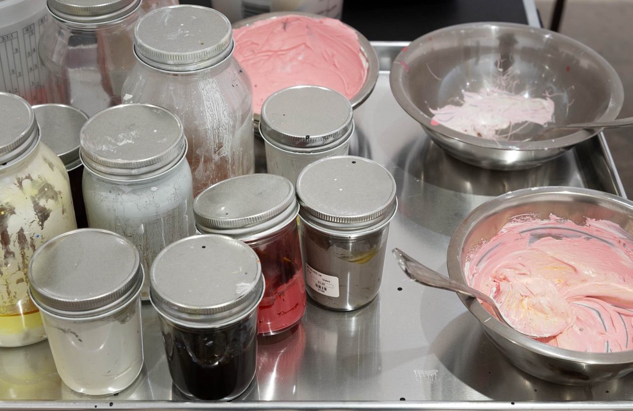 Michael Krebber in Greene Naftali, New York, 2024