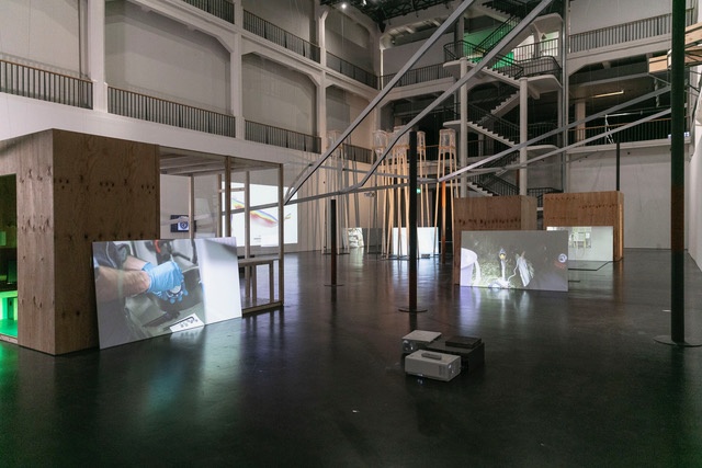 Alexandra Arènes/Soheil Hajmirbaba (SOC – Société d'Objets Cartographiques atelier shaā), „Critical Zone Observatory Space“, 2018–2020,&nbsp;Installationsansicht