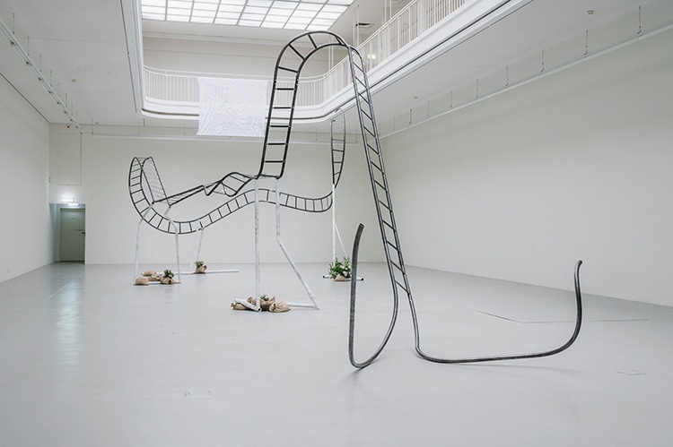 „Jesse Darling: Gravity Road“, Kunstverein Freiburg, 2020, Ausstellungsansicht