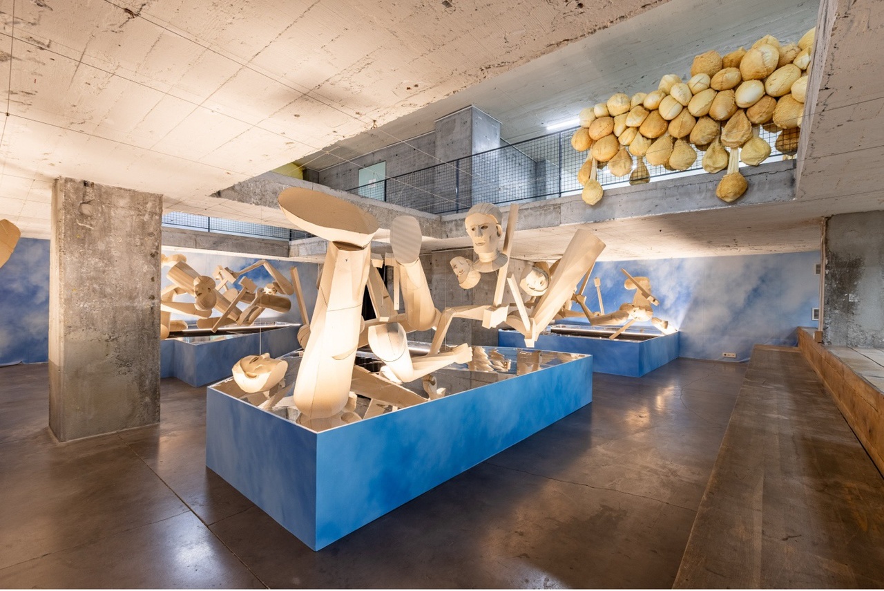 Pilar Quinteros, “Working Class,” 2025, and Eva Fàbregas, “Exudates,” 2025, 18th Istanbul Biennale, Istanbul, 2025