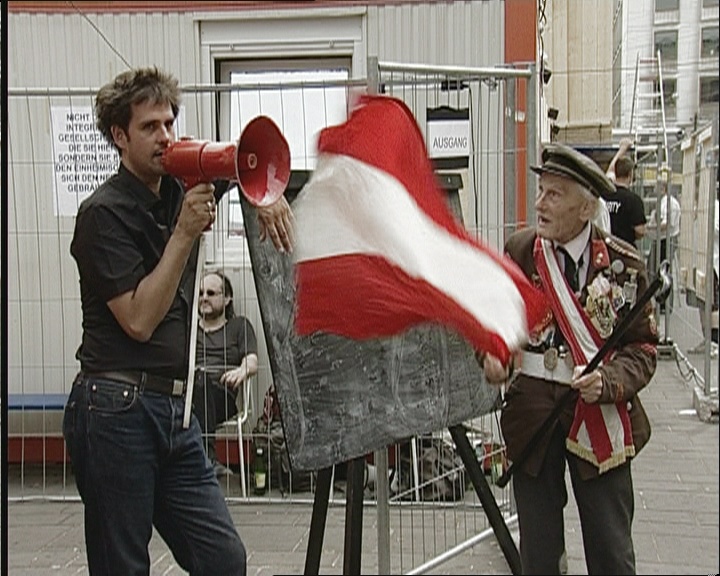 Paul Poet, “Ausländer raus! Schlingensiefs Container,” 2002