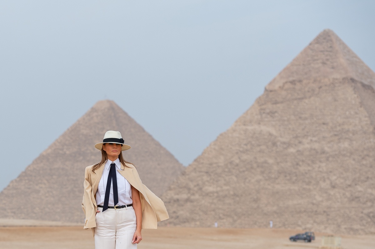 Melania Trump tours the site of the Giza Pyramids, Cairo, 2018